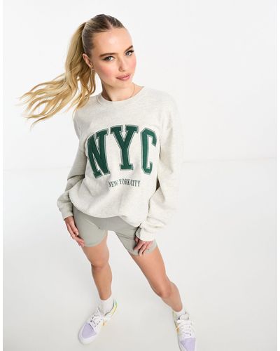 Hollister Sweatshirt Met Ronde Hals En 'nyc'-print - Grijs