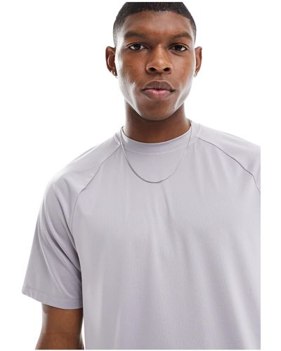 ASOS 4505 Performance Mesh Training T-shirt With Quick Dry - White