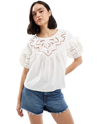 Miss Selfridge – popeline-bluse im viktorianischen stil - Weiß
