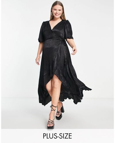 Flounce London Satijnen Midi-jurk Met Overslag En Fladdermouwen - Zwart