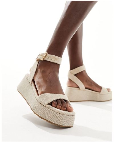 ASOS – tantoo – sandalen aus natürlichem material mit flacher plateausohle - Weiß