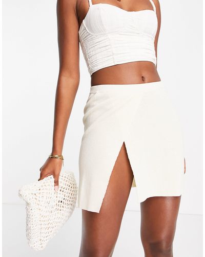 NA-KD X Zoe Pastelle Overlap Knitted Mini Skirt - White