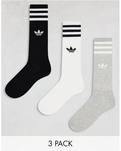adidas Originals Confezione da 3 paia di calzini alti bianchi, grigi e neri - Bianco