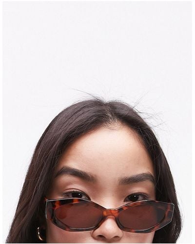 TOPSHOP Cosmo Rectangular Cat Eye Sunglasses - Black