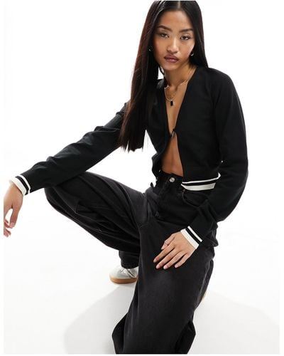 Nike Long Sleeve Cropped Knitted Cardigan With Clasp - Black