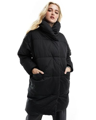 Monki Oversized Longline Padded Coat - Black