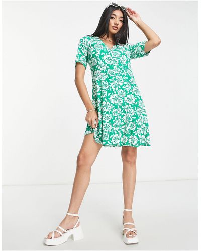 Monki Mini-jurk Met Knopen En Hibiscusbloemenprint - Groen