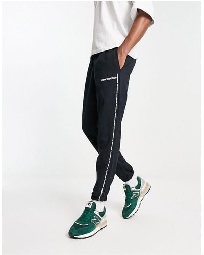 New Balance Linear Logo sweatpants - Black