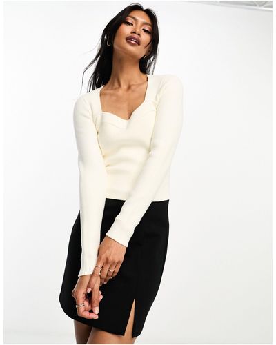 Abercrombie & Fitch Long Sleeve Knitted Top With Sweetheart Neckline - White