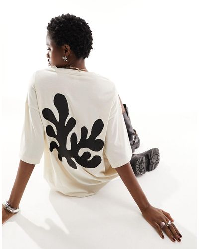 Monki T-shirt oversize avorio con stampa di corallo - Bianco