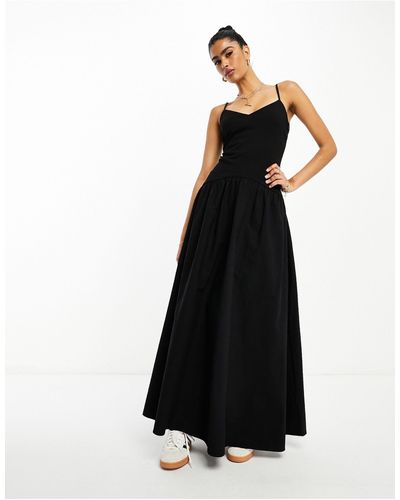 NA-KD X Lillie Grace V Shape Waist Maxi Dress - Black