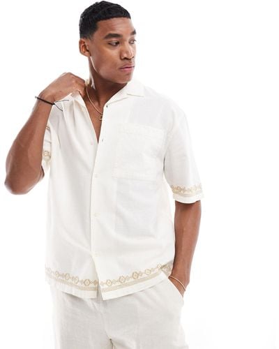 Pull&Bear Embroidered Hem Revere Neck Shirt - White