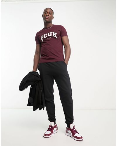 French Connection Fcuk - t-shirt bordeaux con logo bianco stile college - Rosso