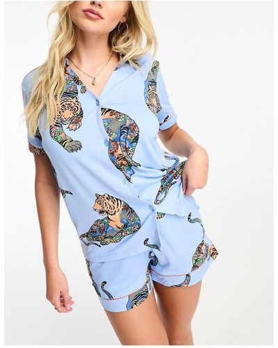 Chelsea Peers – pyjama mit kurzärmligem hemd und shorts aus polyester - Blau