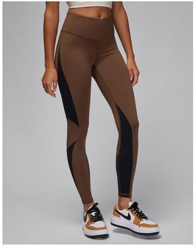 Nike Jordan Sport Contoured legging - Brown