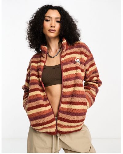Wrangler – jacke aus sherpa-fleece mit orangen retro-streifen