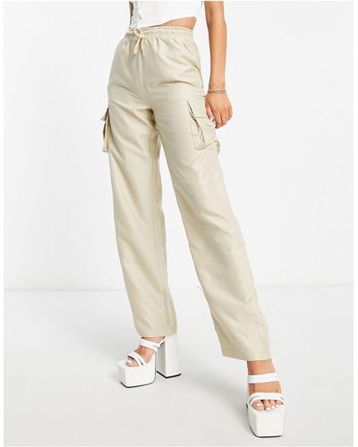 Rebellious Fashion Pantalones color cargo - Blanco