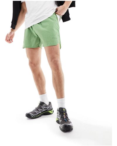 Collusion Pantalones cortos s estilo deportivo - Verde