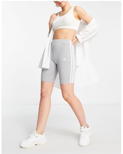 adidas Originals Adidas Sportswear Essential 3 Stripe legging Shorts - Grey