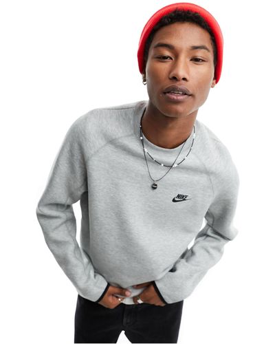 Nike Tech Fleece Sweatshirt - Grey
