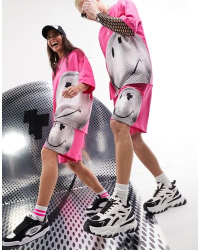 ASOS Collaborazione con smiley - pantaloncini unisex rosa con stampa "smiley"