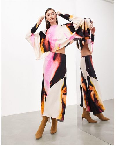 ASOS Falda midi rosa con diseño abstracto y detalle drapeado - Multicolor