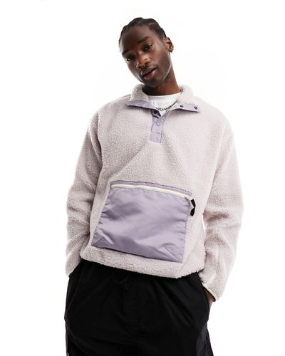 ASOS – oversize-sweatshirt aus fliederfarbenem teddyfell mit nylontasche und kurzer druckknopfleiste - Pink