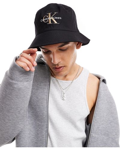 Calvin Klein Cappello da pescatore con monogramma - Nero