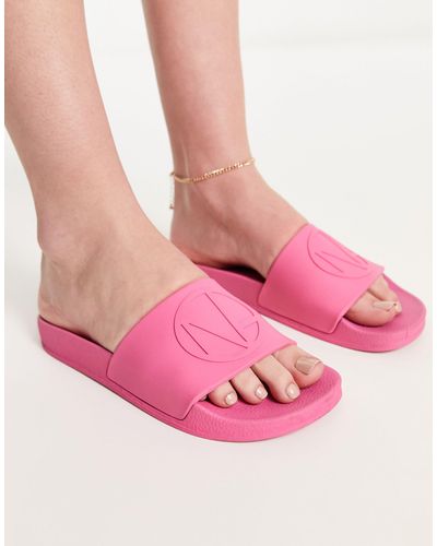 New Look Slippers Met Monogram - Roze