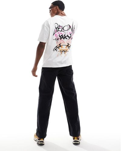ASOS – y2k – oversize-t-shirt mit print vorn und am rücken - Weiß