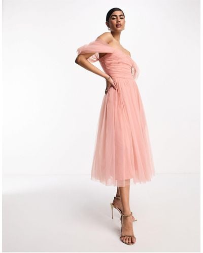 LACE & BEADS Bridesmaid Off Shoulder Midi Dress - Pink