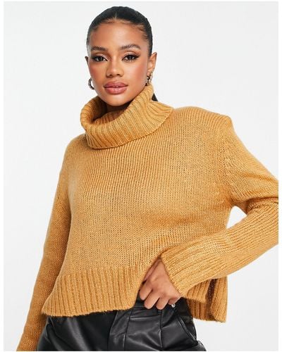 Brave Soul Cattio - maglione con collo alto squadrato taglio corto color cammello speziato - Multicolore