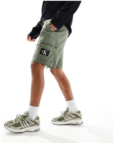 Calvin Klein Pantalones cortos cargo verde oliva lavado - Negro
