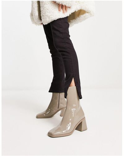 Monki – vegane lackstiefel - Natur