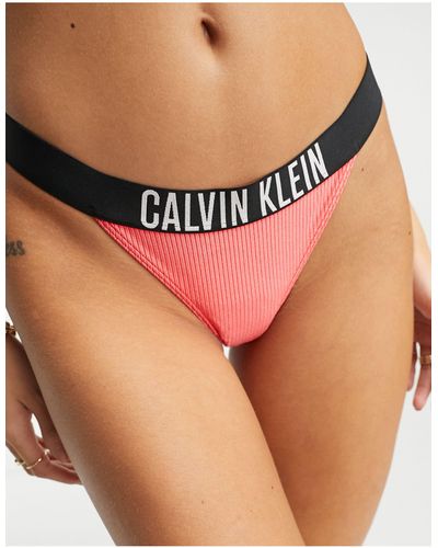 Calvin Klein Slip bikini sgambati con logo a coste rossi - Rosa