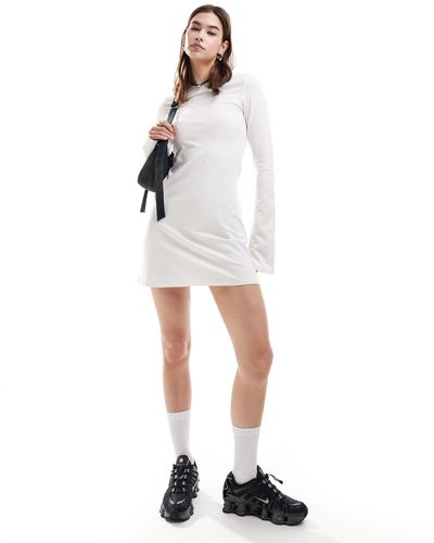 Weekday – serena – langärmliges minikleid - Weiß