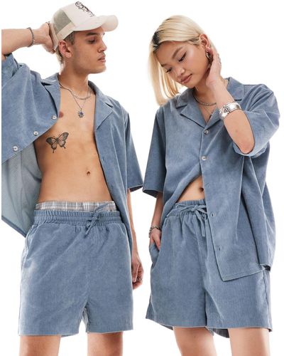 Reclaimed (vintage) – unisex-shorts aus cord - Blau