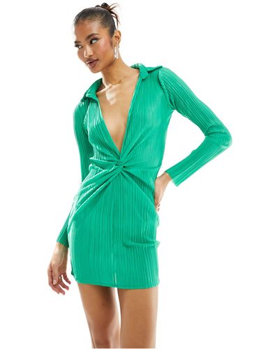 Missy Empire Missy Empire Plisse Plunge Knot Front Mini Dress - Green