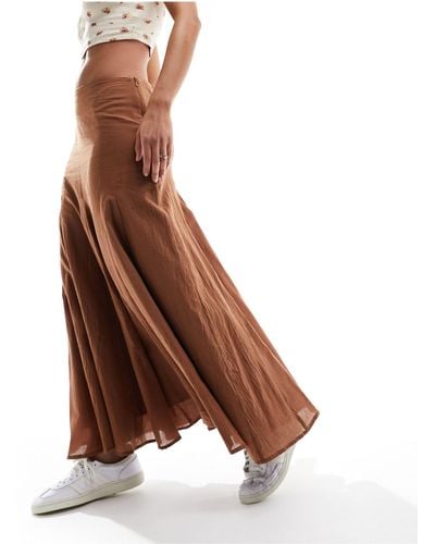 Daisy Street Low Rise Flare Crinkle Maxi Skirt - Brown