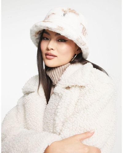 Juicy Couture Printed Monogram Faux Fur Bucket Hat - Natural