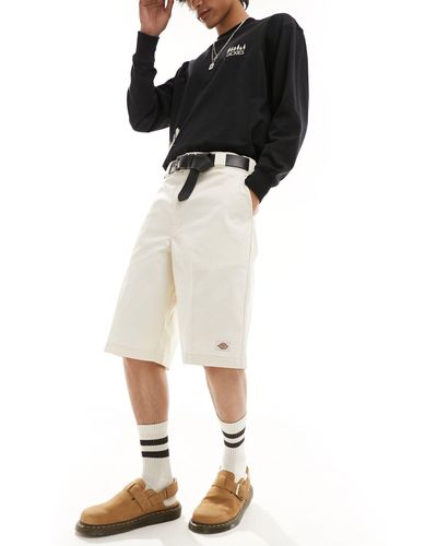 Dickies Pantaloncini sartoriali color crema da 13" - Bianco