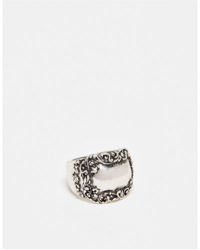 Reclaimed (vintage) – gewölbter ring mit floralem detail - Weiß