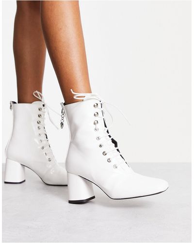 Love Moschino Lace Up Boots With Zip Back - White