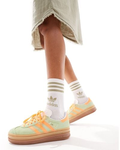 adidas Originals Gazelle bold - baskets à semelle plateforme - orange/menthe - Neutre