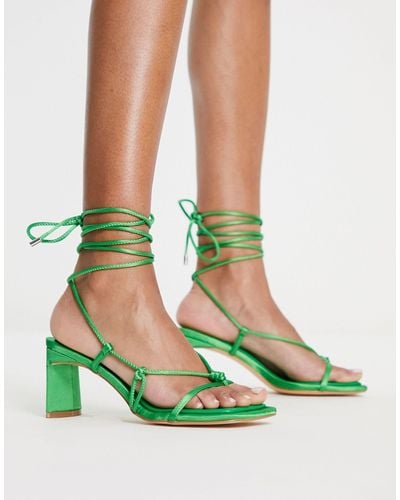 TOPSHOP Sandalias s con diseño anudado a la pierna y puntera en forma - Verde