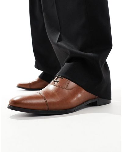 ASOS Chaussures oxford pointure large en cuir à bout renforcé - fauve - Noir