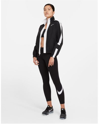 Nike Essentials Swoosh leggings - Black