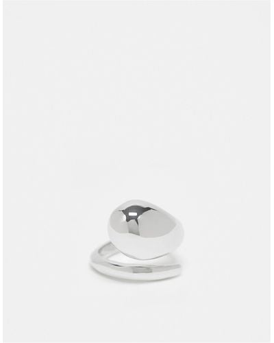 ASOS Ring With Wraparound Bubble Design - White