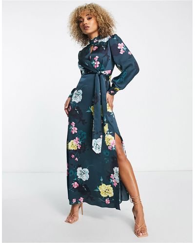 Liquorish Maxi-jurk Van Satijn Met Keyhole-opening, Tailledetail En Bloemenprint - Blauw