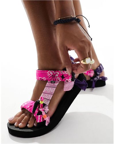 ARIZONA LOVE S Trekky Fluro Bandana Print Sandals - Pink
